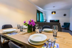 City Apartment Nora, old town located